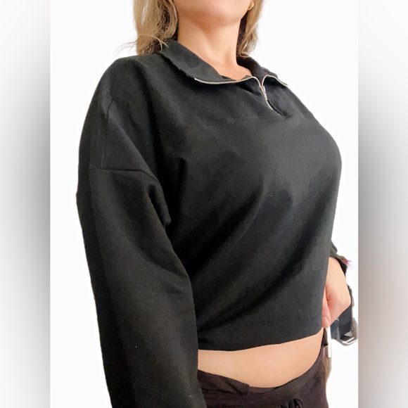 ✨NEW✨ quarter zip pullover adjustable sweater - Picture 2 of 3